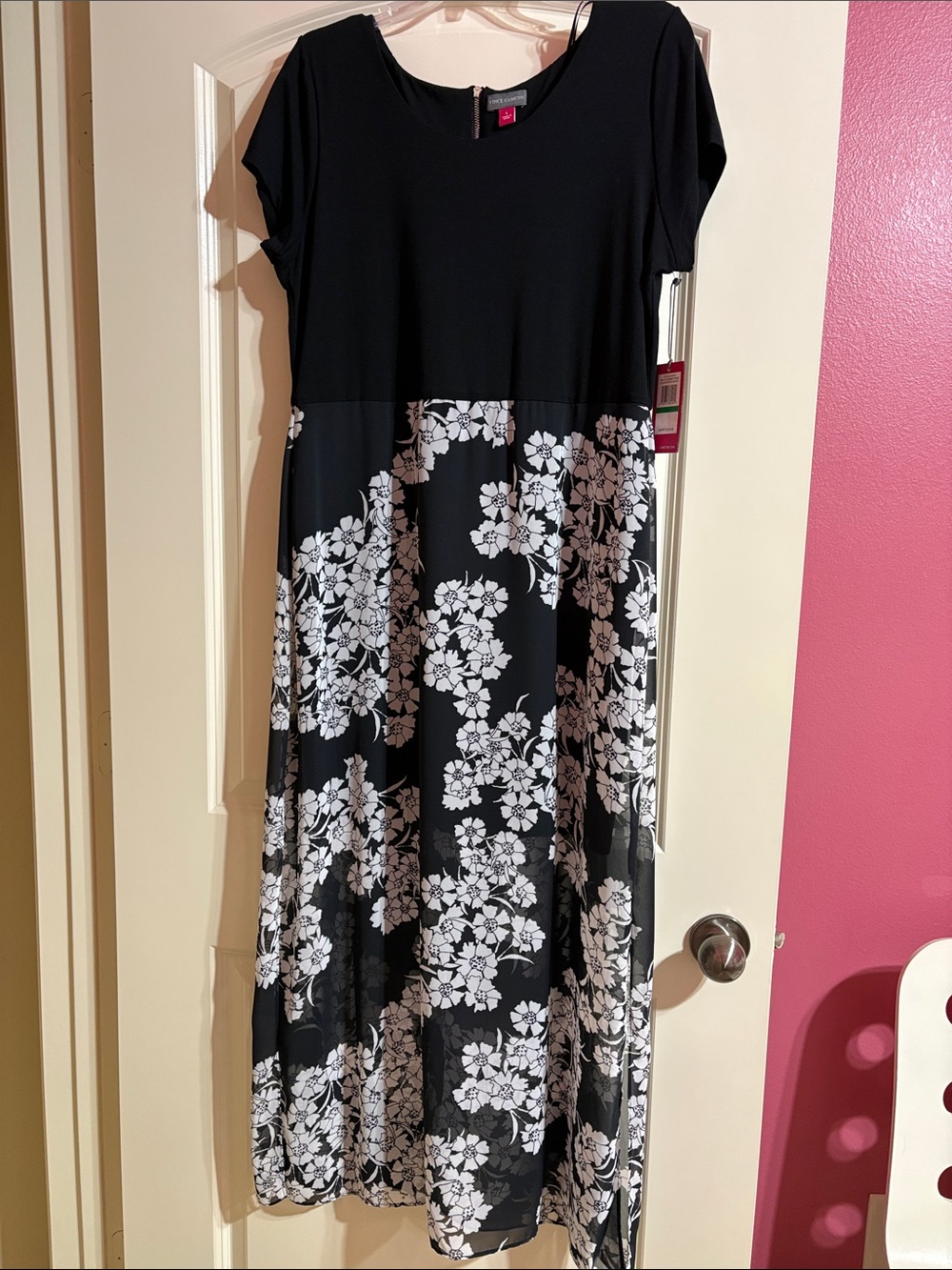 Vince Camuto Black Floral Panel Maxi Dress